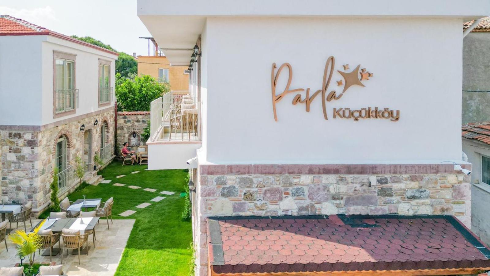 Parla Kuecuekkoey Hotel Ayvalik Exterior photo