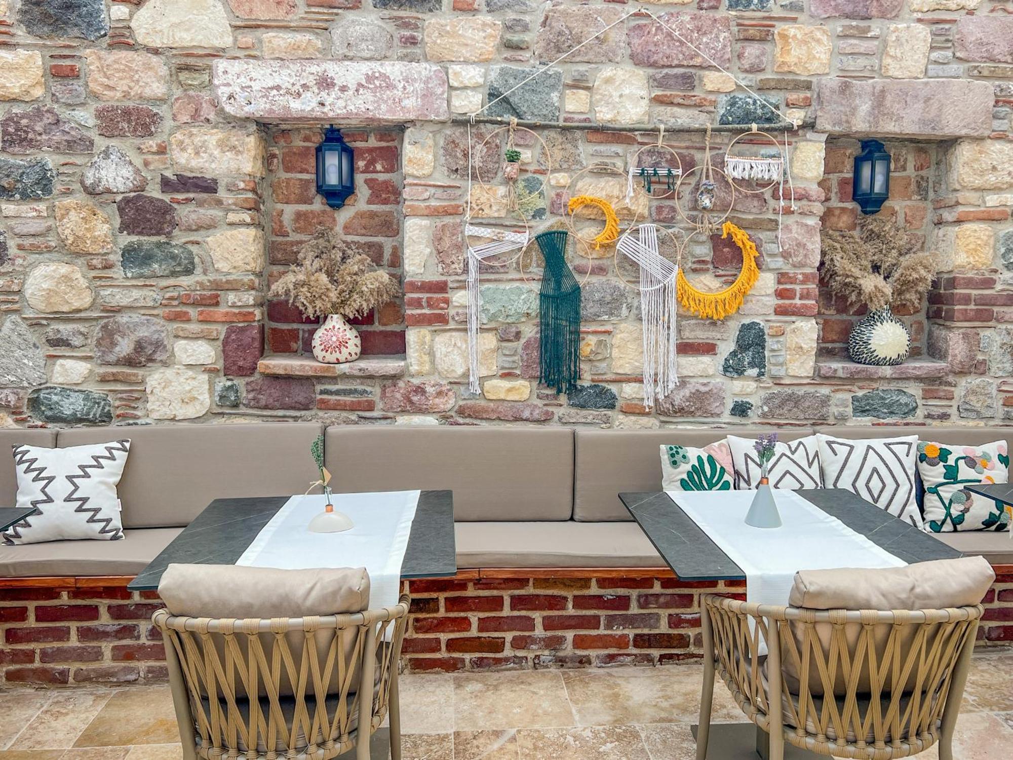 Parla Kuecuekkoey Hotel Ayvalik Exterior photo