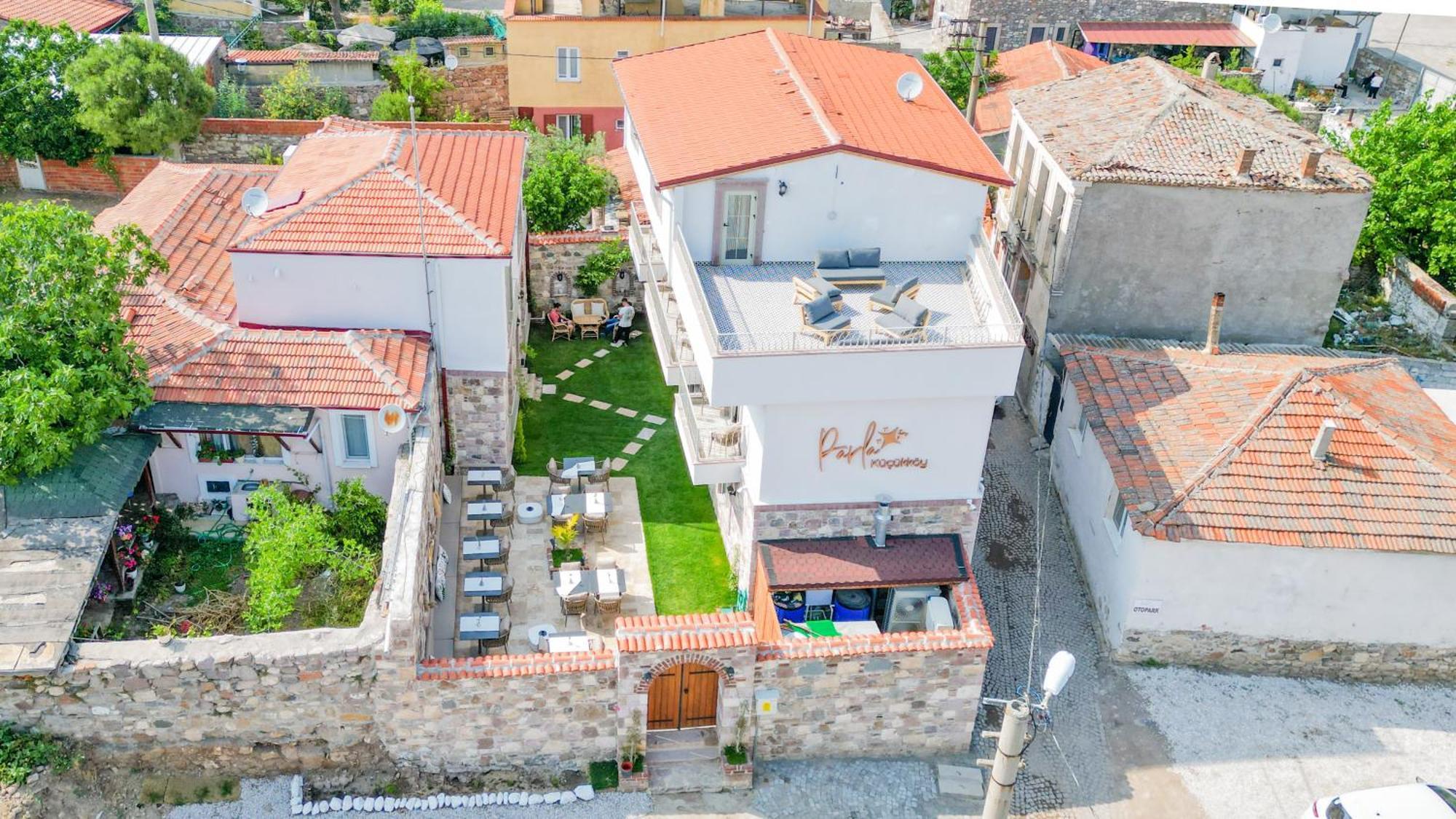 Parla Kuecuekkoey Hotel Ayvalik Exterior photo