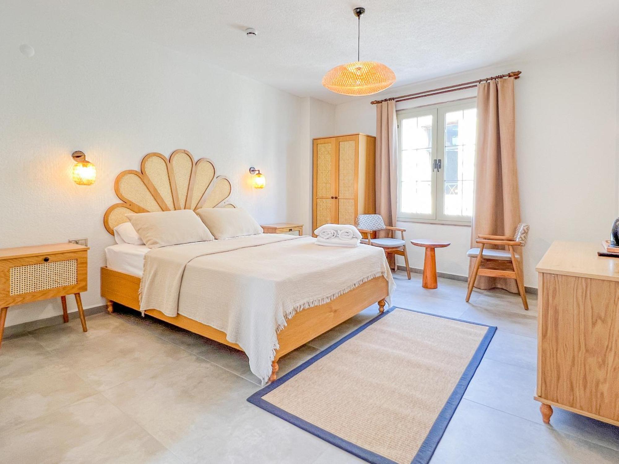 Parla Kuecuekkoey Hotel Ayvalik Exterior photo