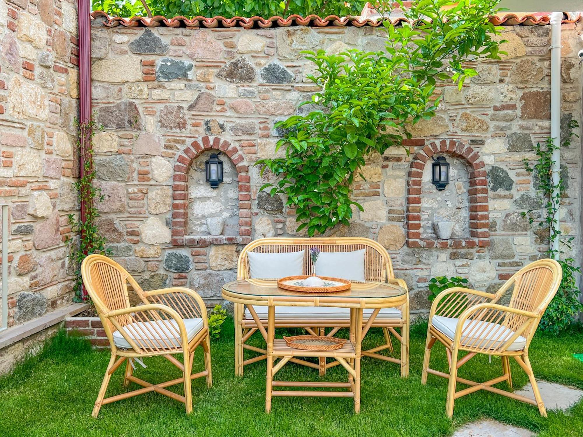 Parla Kuecuekkoey Hotel Ayvalik Exterior photo