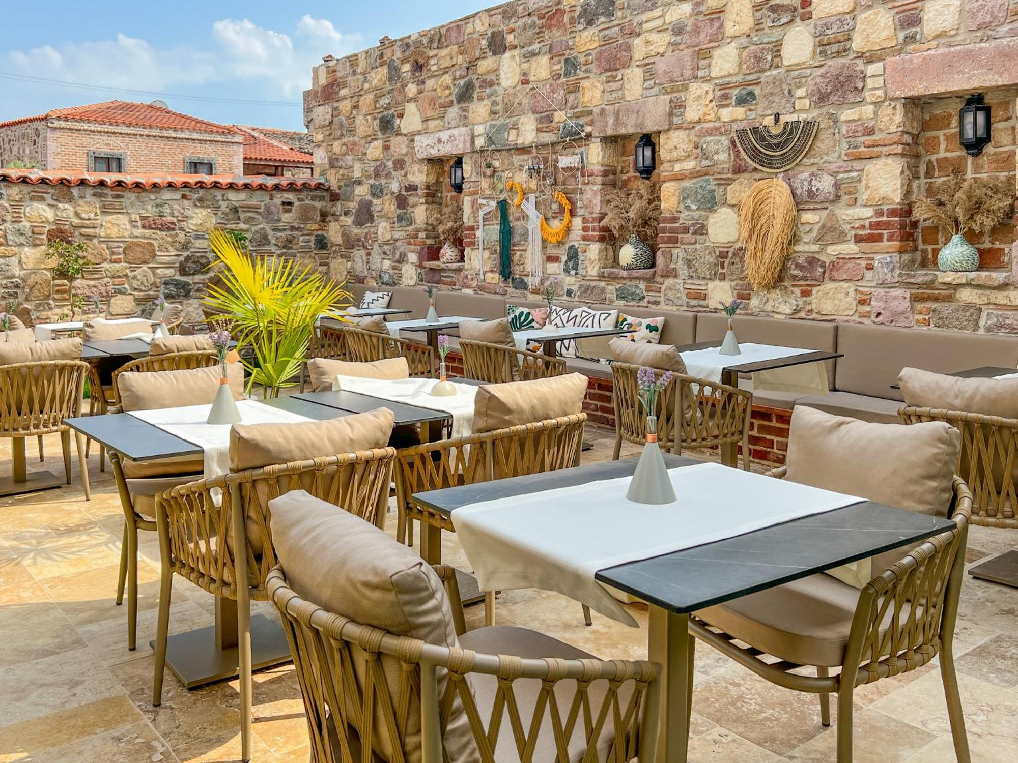 Parla Kuecuekkoey Hotel Ayvalik Exterior photo